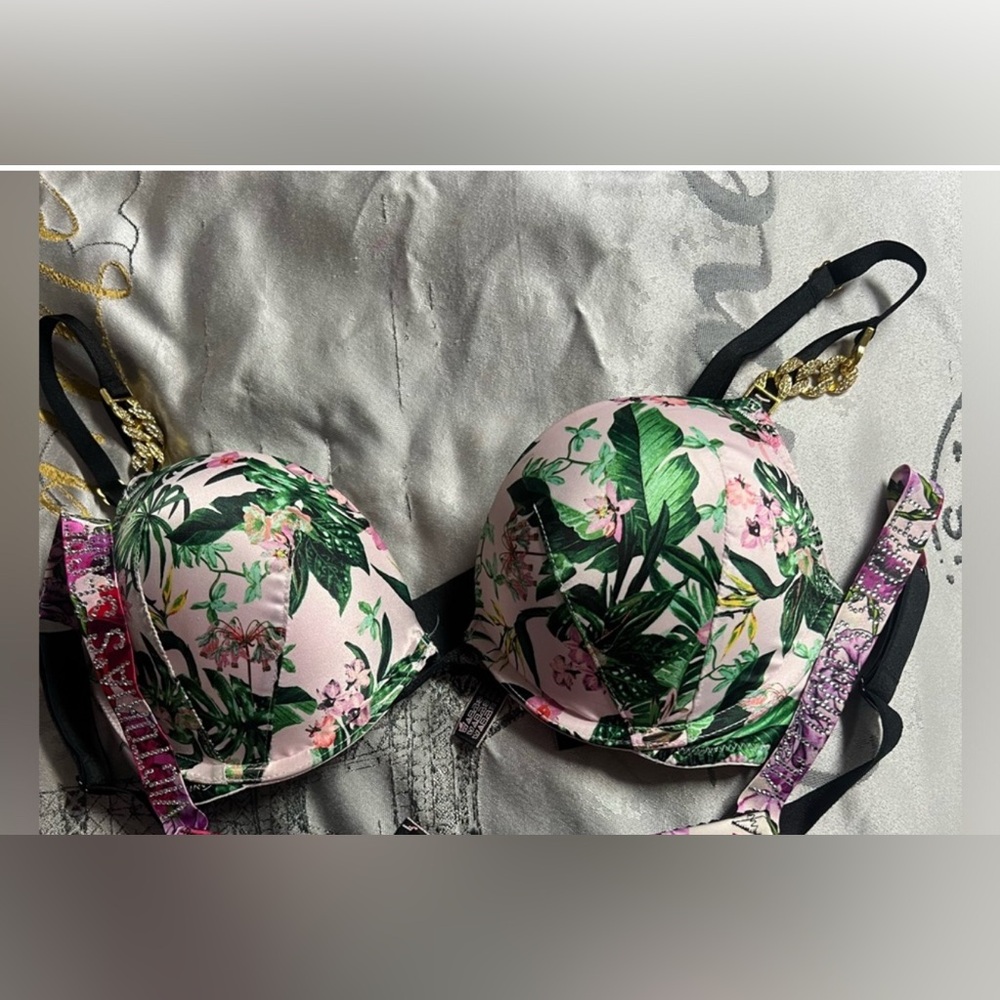 Vs pink bra